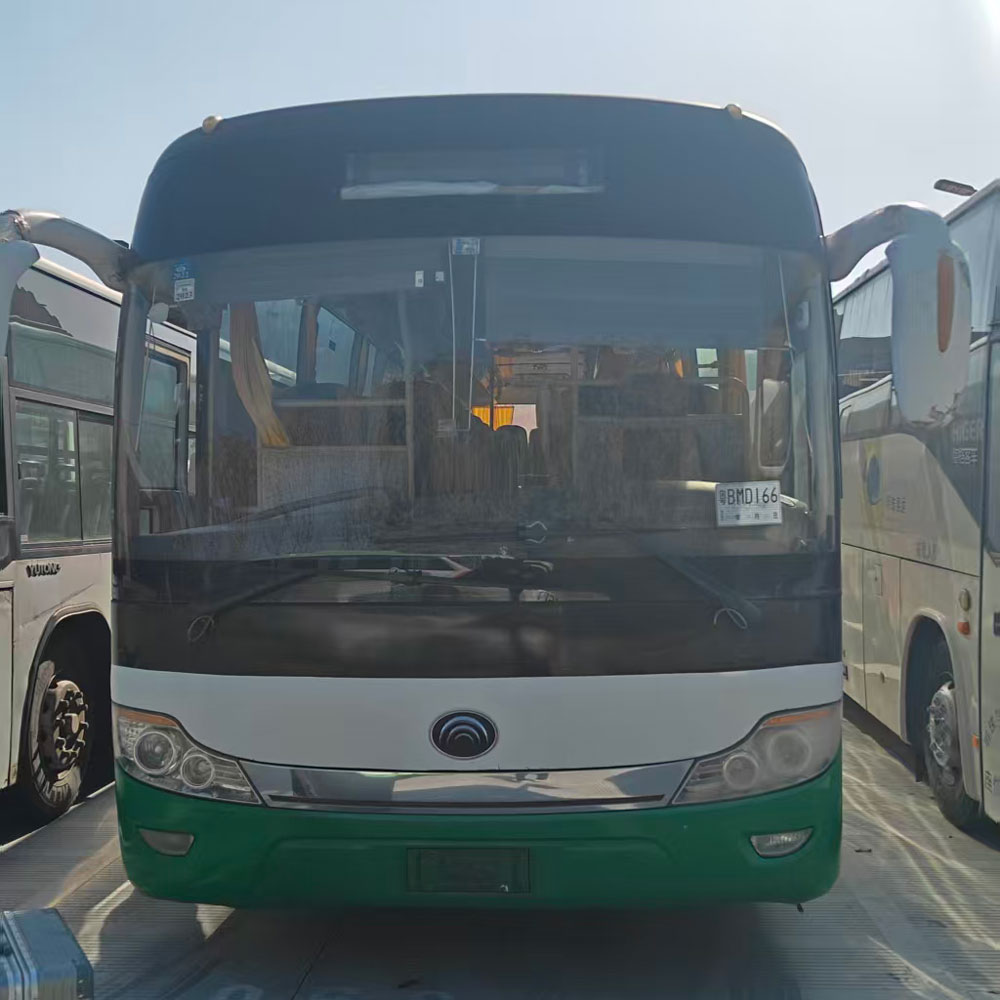 51 መቀመጫዎች ያገለገሉ በናፍጣ አውቶቡስ