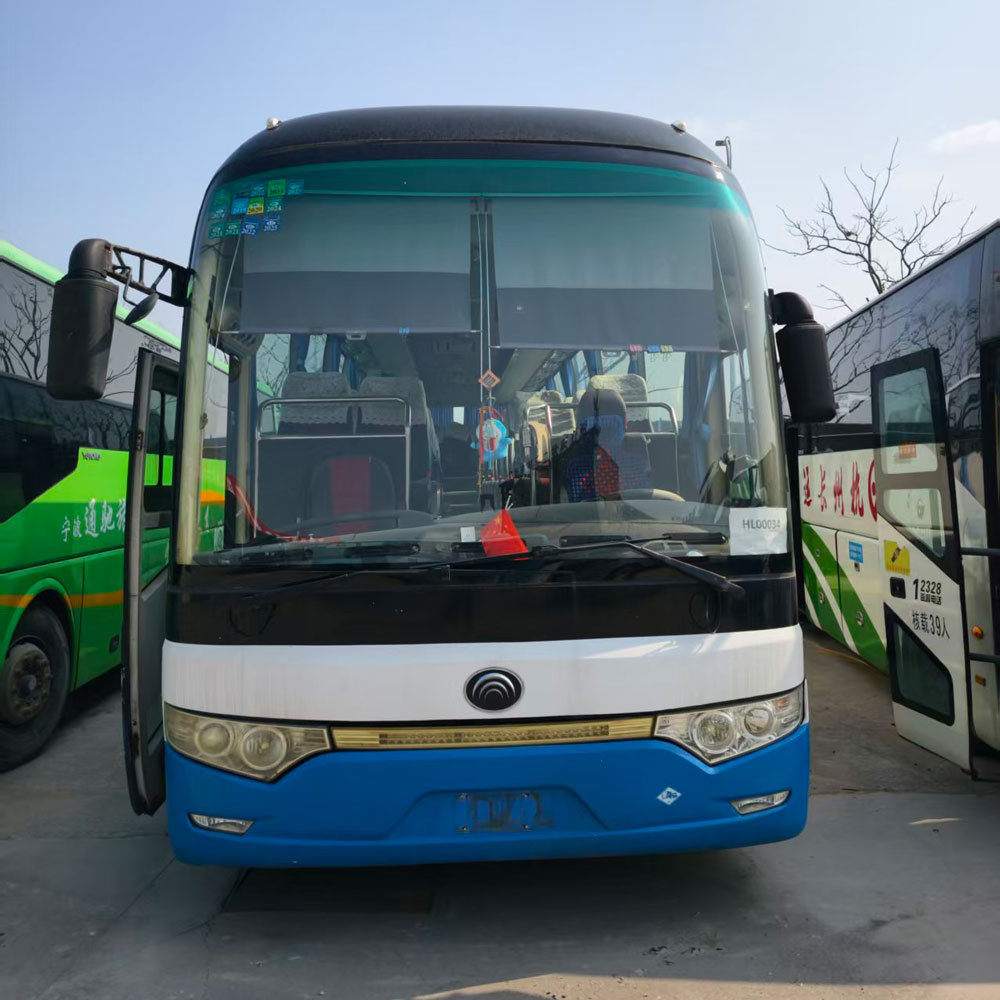 ዩቶንግ 53 መቀመጫዎች ሁለተኛ እጅ ናፍጣ አውቶቡስ