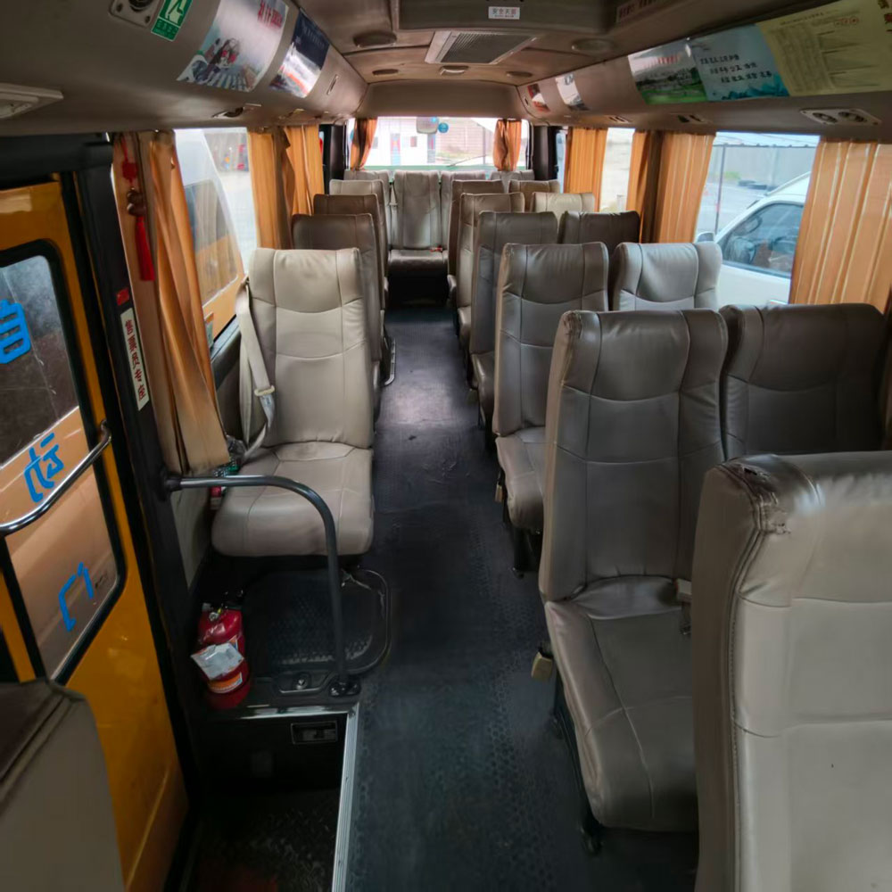 Hyundai Kangendi 23 መቀመጫዎች ናፍጣ ያገለገለ አውቶቡስ